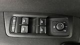 Volkswagen Touran 2.0 TDI DSG Highline - náhled 21