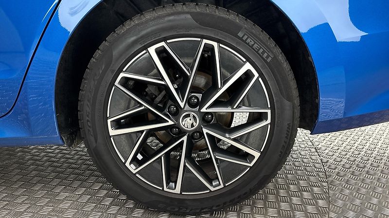 Škoda Octavia 2.0 TDI DSG Style - fotka 19 z 26