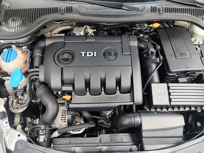 Škoda Octavia 1.9 TDI 4x4 Combi - fotka 18 z 18