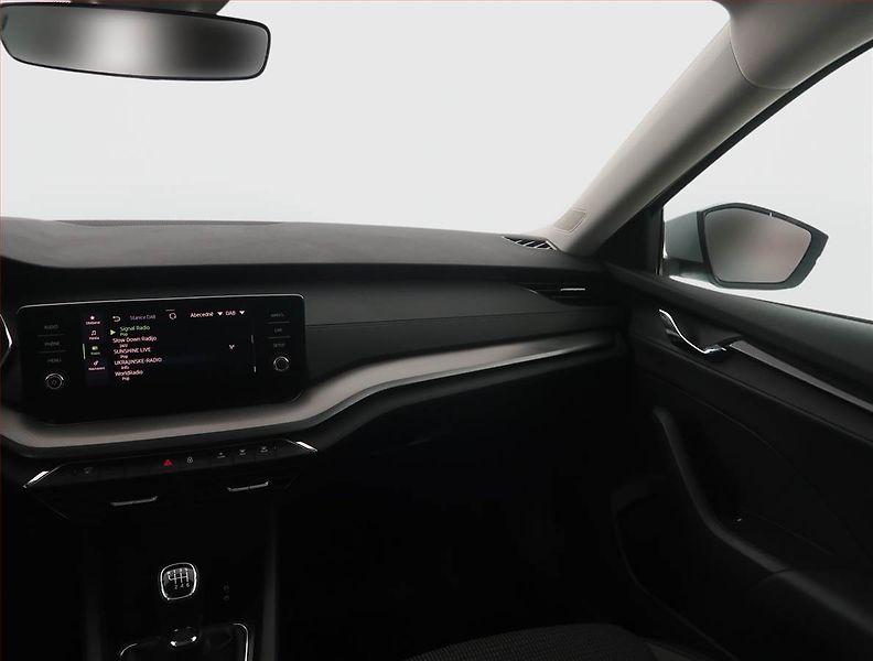 Škoda Octavia (2022) Ambition 2.0 TDI, ČR,1.maj - fotka 8 z 20