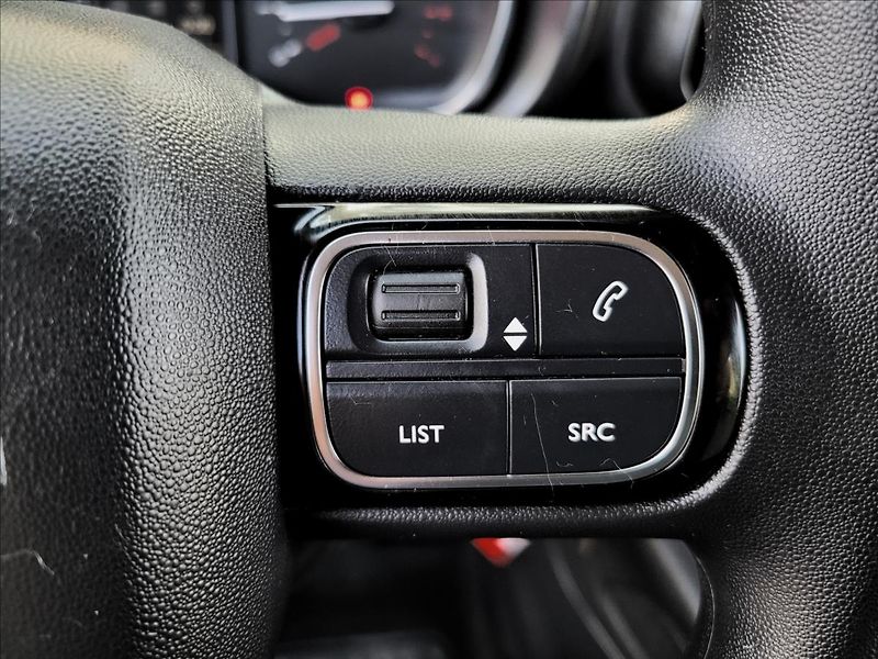 Citroën Berlingo 1,5 HDI,XL,7míst,navi,tažné - fotka 24 z 49