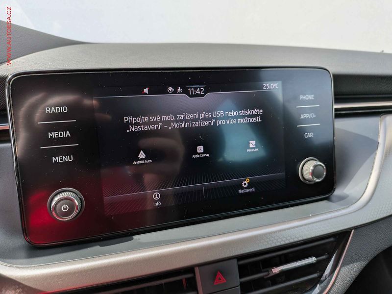 Škoda Scala (2023) 1.0 TSi, 2.maj,ČR, DSG, DIGI - fotka 12 z 15