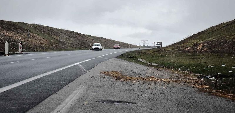 Vizualizace ukazuje, jak bude vypadat dálnice D7 mezi Slaným a Panenským Týncem na Lounsku.