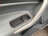 Ford Fiesta (2011) 1.4i, Titanium, park. čidla - náhled 12