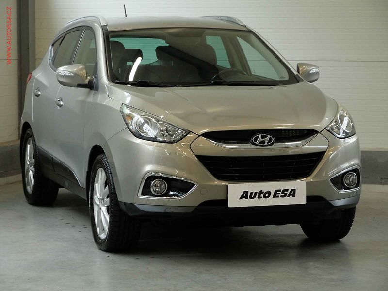 Hyundai ix35 (2010) 2.0 CVVT 4x4, 2.maj,ČR, AC - fotografie inzerátu