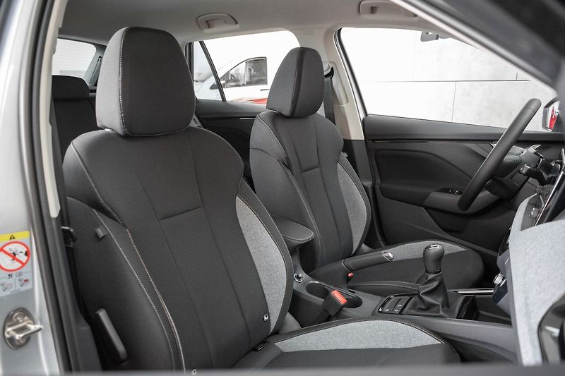 Škoda Kamiq 1.0 TSI BLACK DOTS*ZÁRUKA*DPH - fotka 11 z 36