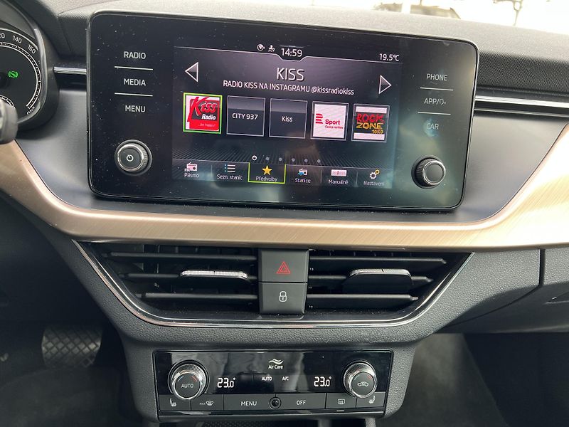 Škoda Scala (2023) 1,5TSi 110kW STYLE DSG - fotka 13 z 39