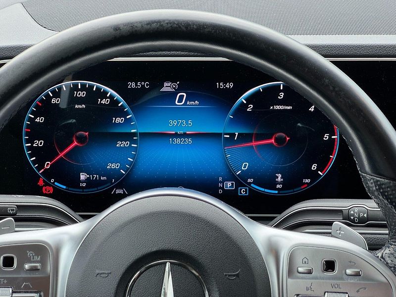 Mercedes-Benz GLE (2019) 350D AMG Line 4Matic - fotka 17 z 30
