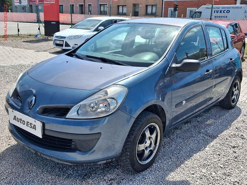 Renault Clio (2006) 1.2i, ČR - fotka 3 z 14