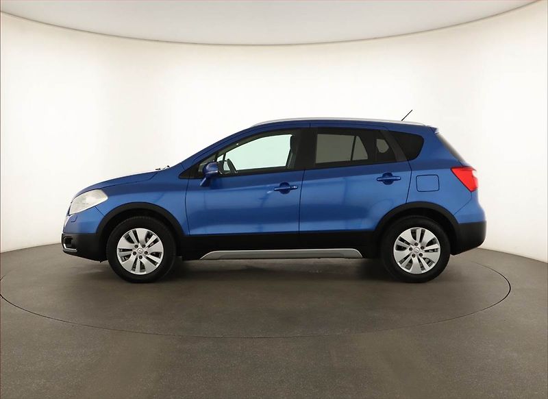 Suzuki SX4 S-Cross (2014) 1.6 DDiS AllGrip, 4X4 - fotka 3 z 14
