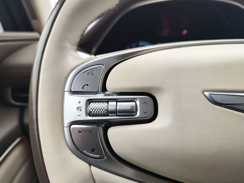 Genesis GV80 3.5 T V6/279kW Prestige DCT - fotka 33 z 43