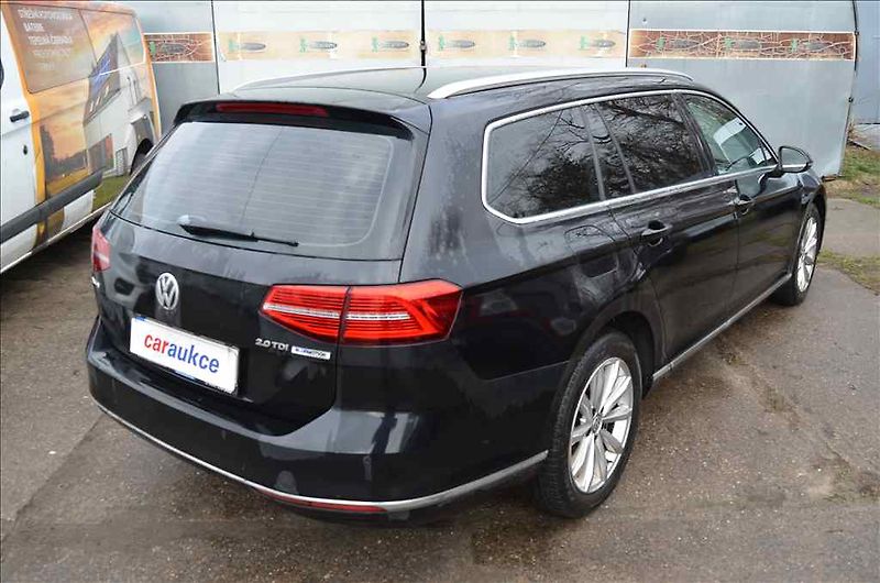 Volkswagen Passat (2017) VARIANT 2,0 TDI - fotka 4 z 16