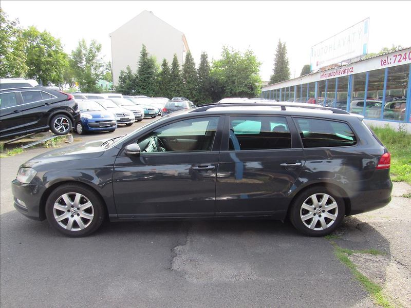 Volkswagen Passat 1,6 TDi 77kW Variant - fotka 7 z 30
