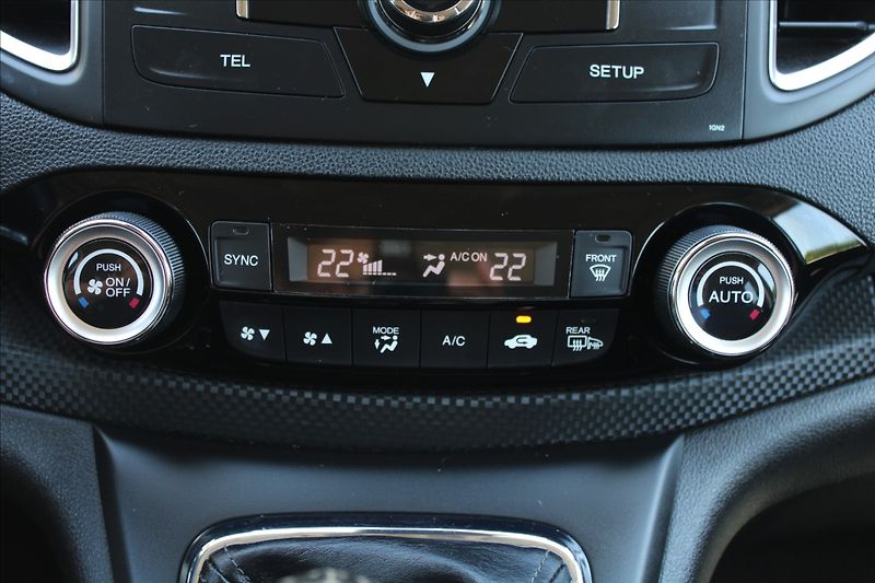 Honda CR-V 2,0 i  NOVÉ V ČR,1.MAJITEL,DPH - fotka 14 z 37
