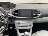 Peugeot 308 (2015) 1.2 PT, Allure, LED, panor - náhled 12