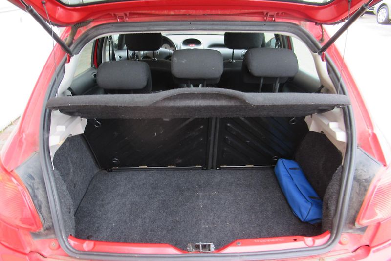Peugeot 206 1.4i POJÍZDNÉ - NA OPRAVU - fotka 14 z 15