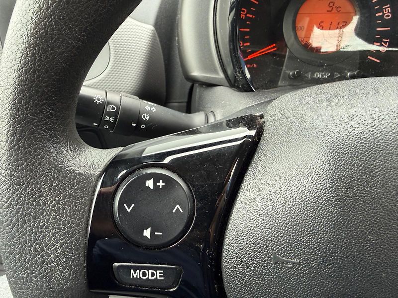 Peugeot 108 1,0 VTI 53KW - fotka 17 z 25