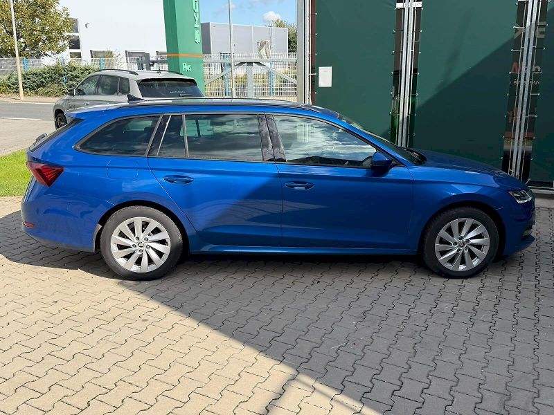 Škoda Octavia (2024) COMBI FRESH PLUS 1.5TSI 110KW - fotka 13 z 25