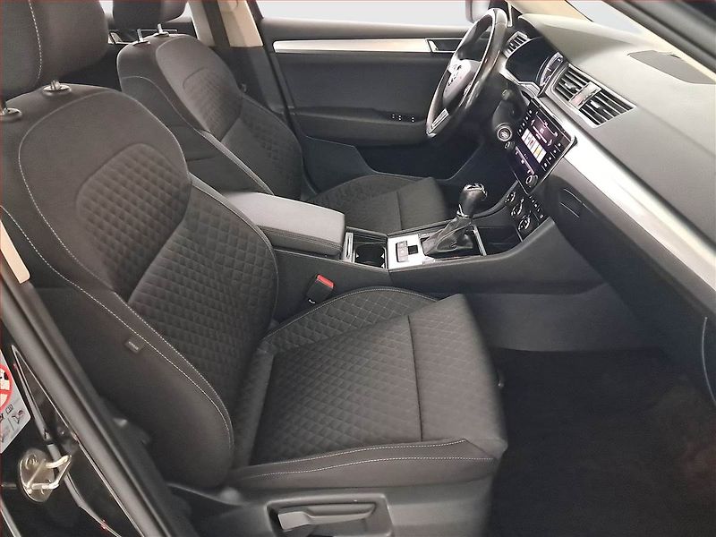Škoda Superb (2020) 2.0 TDI, Automat, Navi - fotka 9 z 21