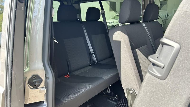 Volkswagen Transporter 2.0TDI 4Motion Long  - fotka 12 z 15
