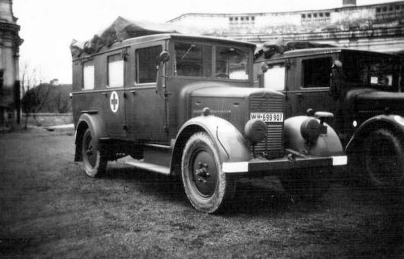 Tématem dnešního zábavného motoristického kvízu je lehký nákladní automobil Tatra 805. Na snímku je jeho nejčastěšjší provedení - valník.