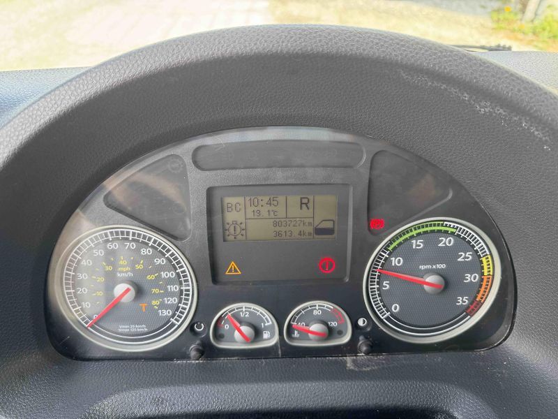 Iveco Eurocargo (2010) 75E18 E5 - bedna - hydr. čelo - fotka 20 z 23
