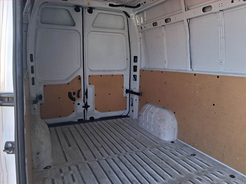 Renault Master (2024) 2.3 dCi 135, L3H2, 12m3, 1.0t - fotka 15 z 17