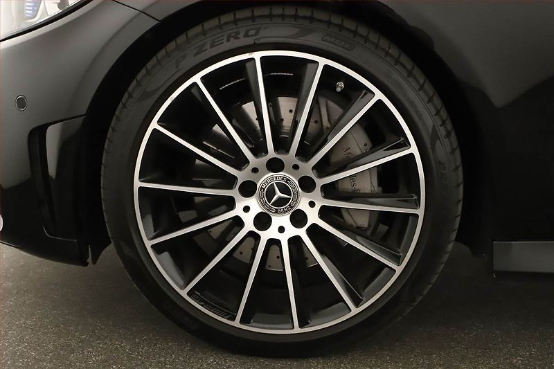 Mercedes-Benz Třídy C (2021) C 300 - fotka 22 z 22