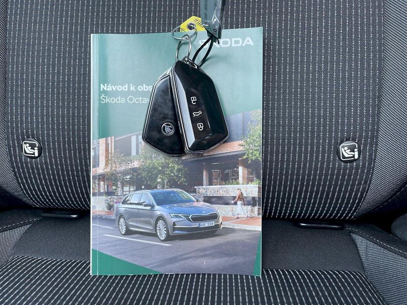 Škoda Octavia (2024) 1.5 TSI 110kW MHEV DSG Selecti - fotka 31 z 32