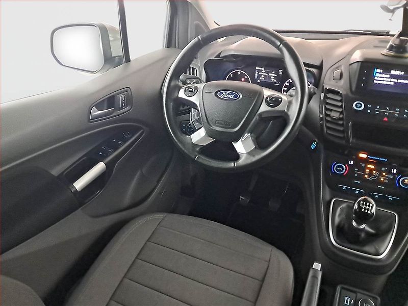Ford Tourneo Connect (2018) Maxi Titanium 1.5 TDCi, 5Míst - fotka 7 z 19