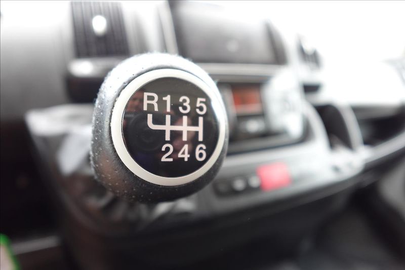 Citroën Jumper 2,2 HDi  L5H3 KLIMA - fotka 36 z 37