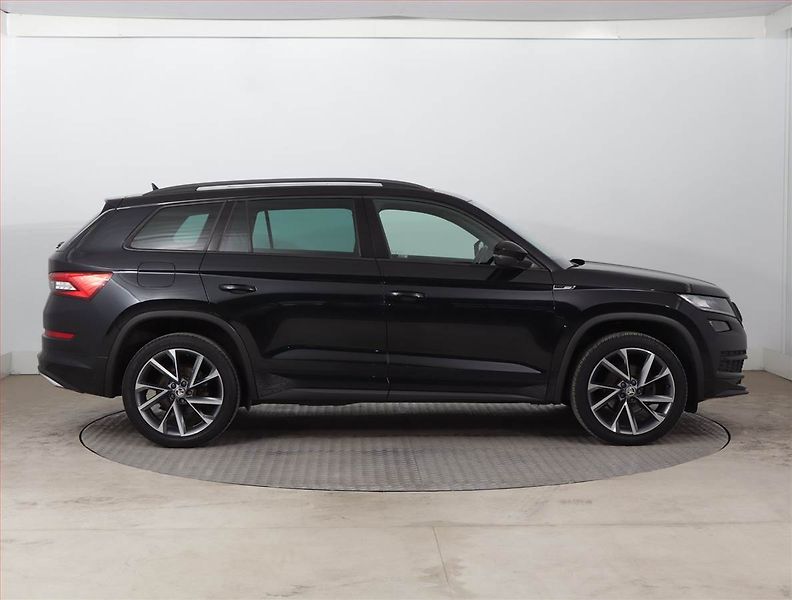 Škoda Kodiaq (2020) Sportline 1.5 TSI - fotka 6 z 26