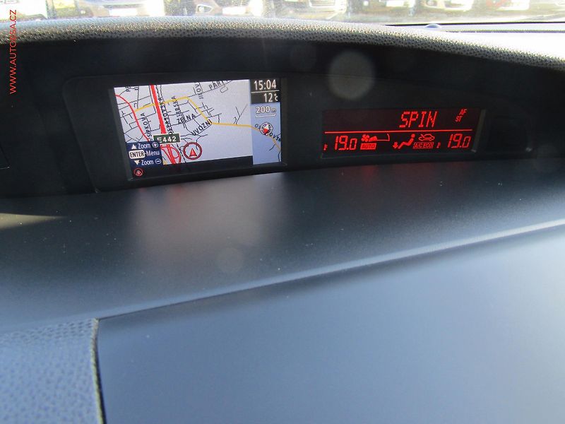 Mazda 3 (2009) 2.0 i, autoAC - fotka 12 z 20