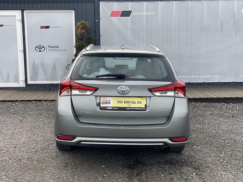 Toyota Auris 1.6i, ČR, Active, záruka - fotka 22 z 26