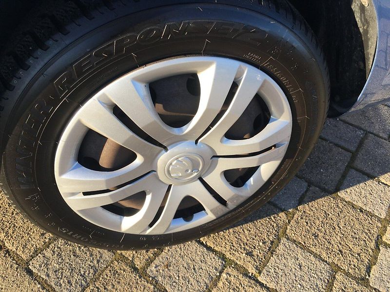 Škoda Fabia (2013) II Kombi 1.2 TSi 77 kW - fotka 17 z 29