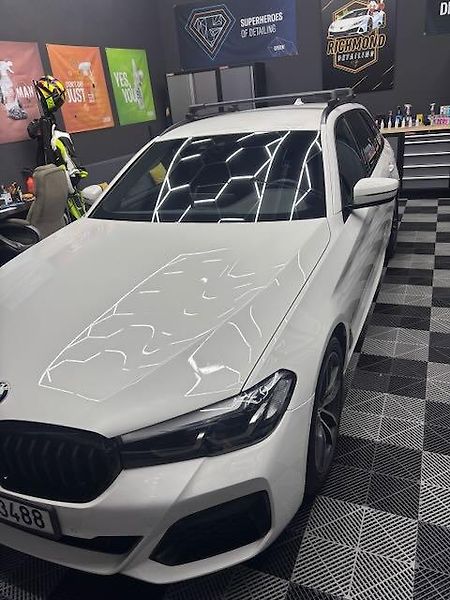 BMW Řada 5 (2021) 530D xDrive  - fotografie inzerátu