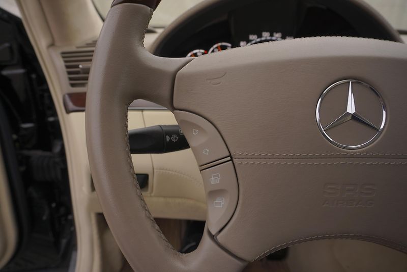 Mercedes-Benz Třídy S S600 5,5I V12 LONG AUT. - fotka 22 z 56