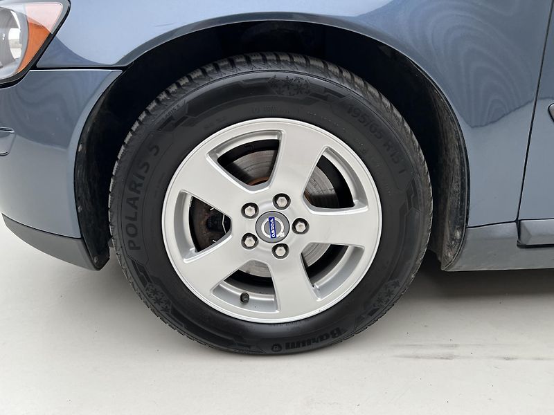 Volvo V50 1.6D SENZORY - fotka 14 z 36