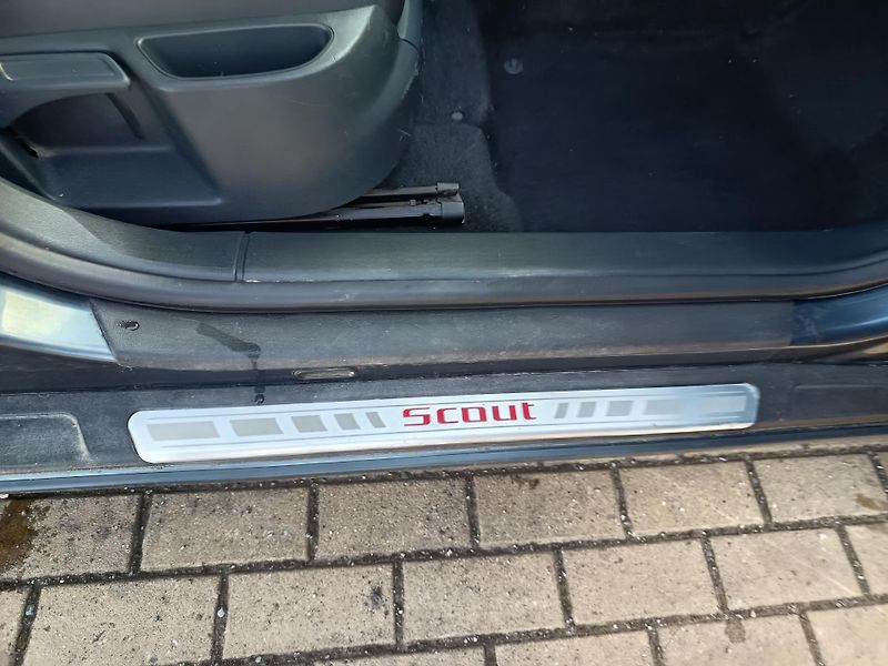 Škoda Octavia (2007) Scout 4x4 2.0i 110 kw - fotka 34 z 41