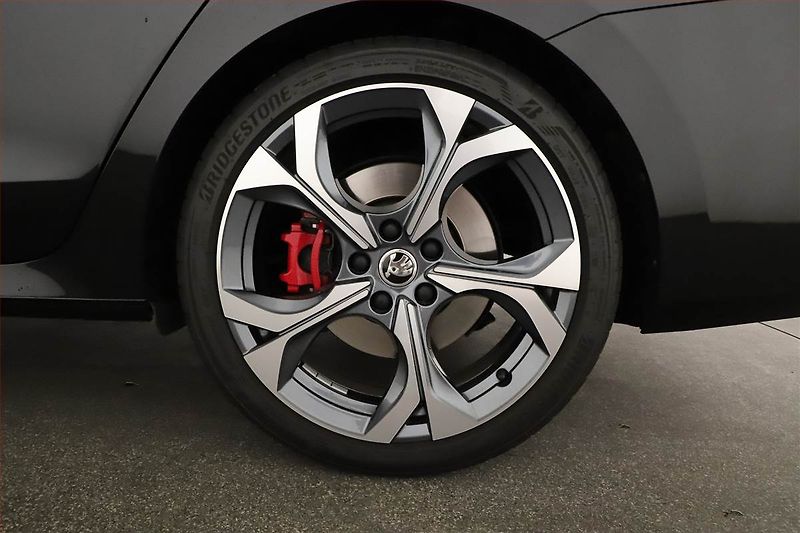 Škoda Octavia (2024) RS 2.0 TSI - fotka 20 z 20