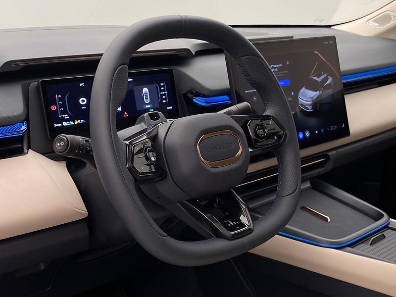 Lynk & Co 08 (2025) MORE PHEV - fotka 25 z 87