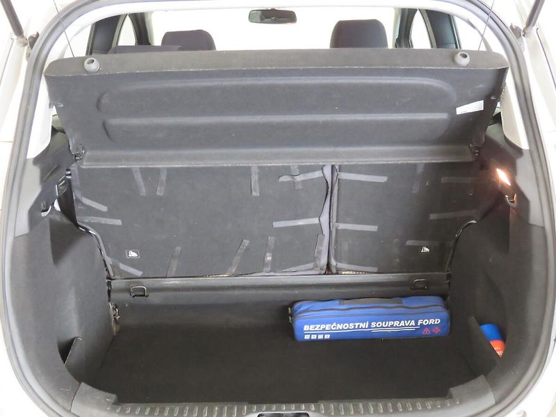 Ford B-MAX - fotka 21 z 22