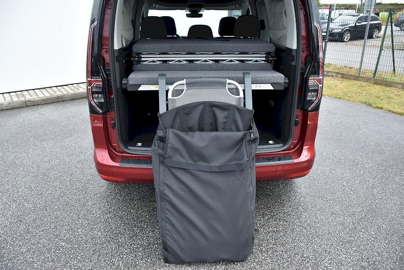 Volkswagen Caddy (2022) California 2.0 TDI 90kW DSG - fotka 9 z 26