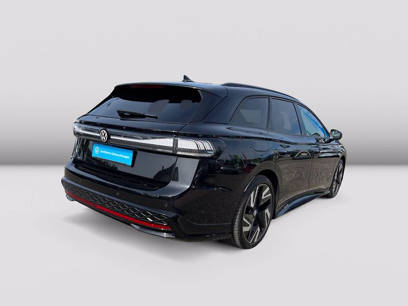 Volkswagen ID.7 Tourer GTX 4M DCC HuD 360 Masáž/Venti - fotka 2 z 10