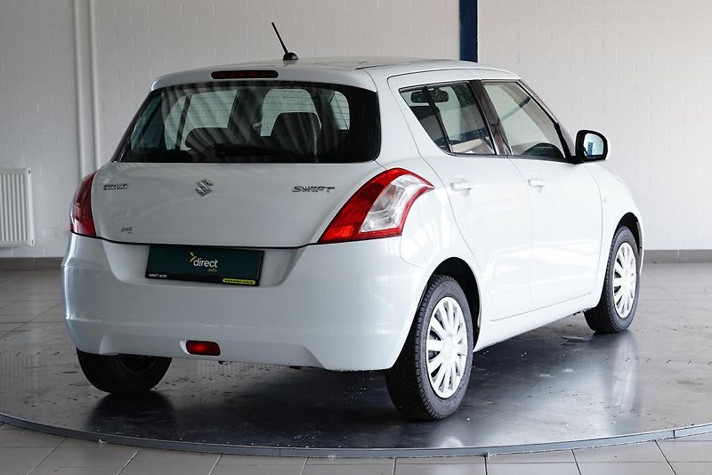 Suzuki Swift - fotka 2 z 20