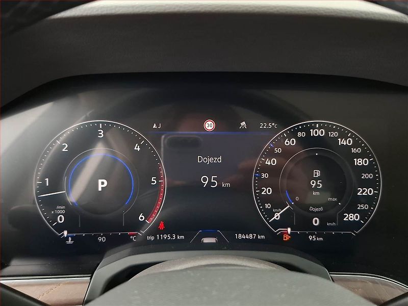 Volkswagen Touareg (2020) 3.0 TDI - fotka 11 z 24