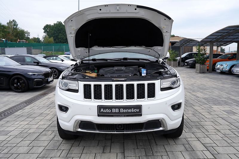 Jeep Grand Cherokee 3.0 CRD/Overland/Facelift/250 - fotka 9 z 46