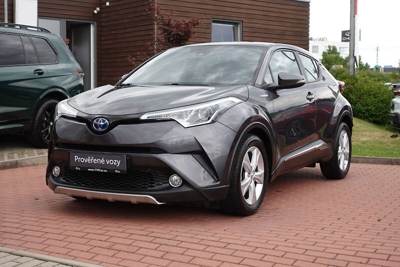 Toyota C-HR 1,8 HSD Active Htd seats - fotografie inzerátu