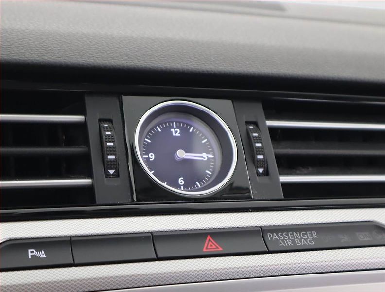 Volkswagen Passat (2017) Comfortline 1.8 TSI, ČR,1.maj - fotka 21 z 21