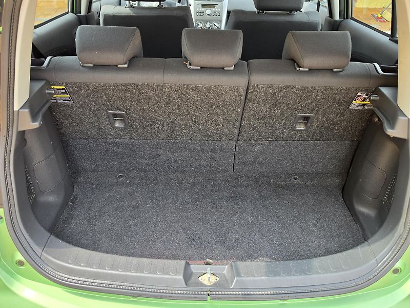 Suzuki Splash 1.2i 63kW KLIMA*REZERVACE* - fotka 30 z 46
